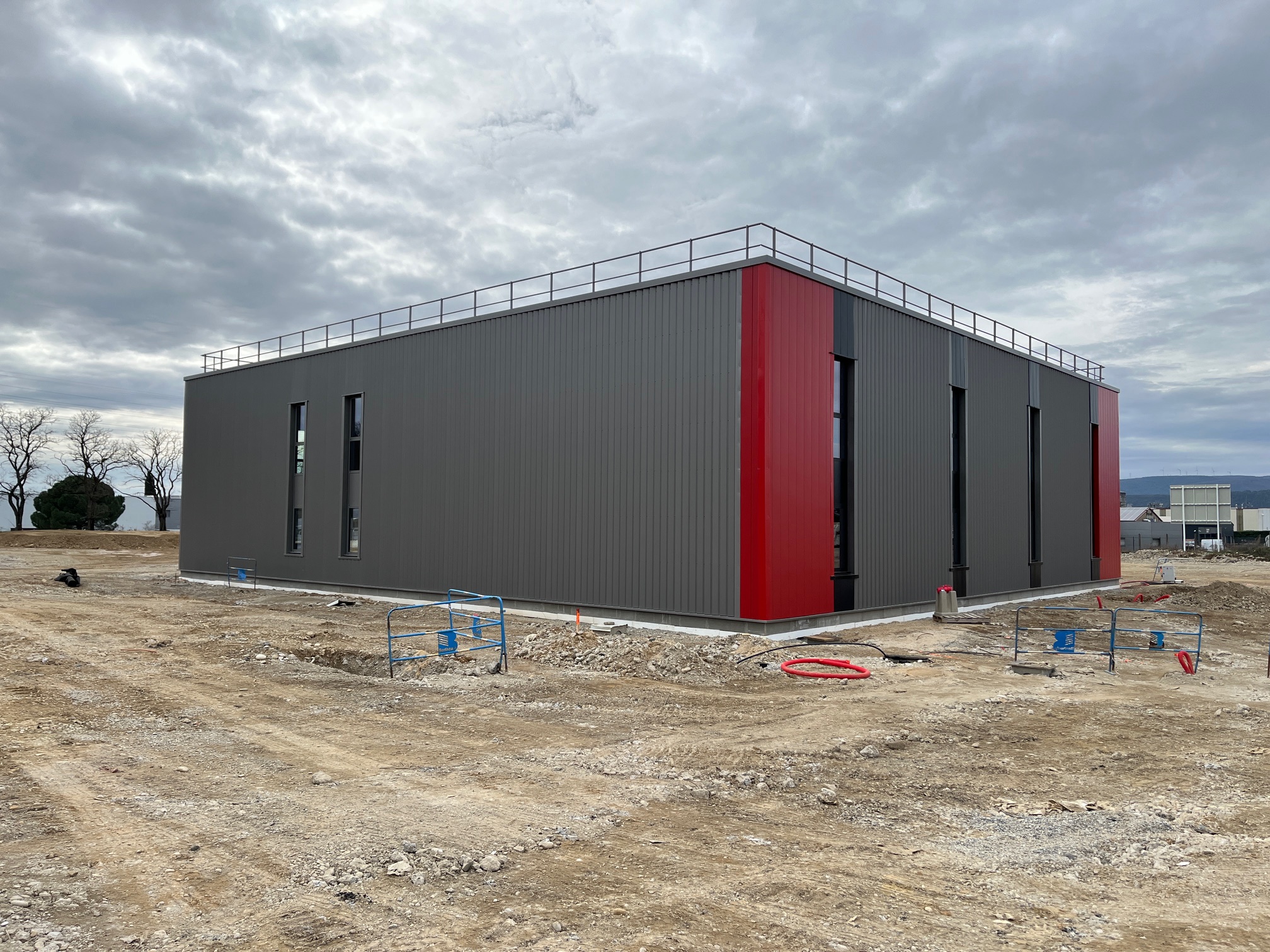 Bureaux et artisanat — vue 3